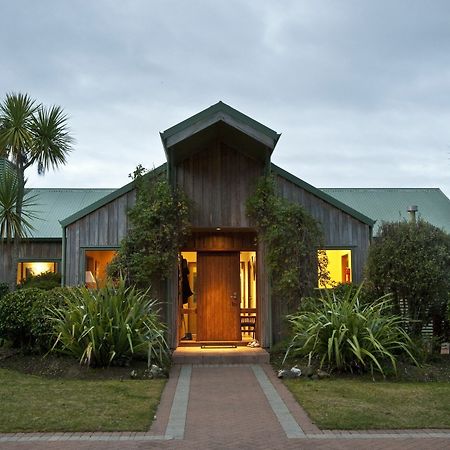 Whakaipo Lodge Tauposjön Exteriör bild